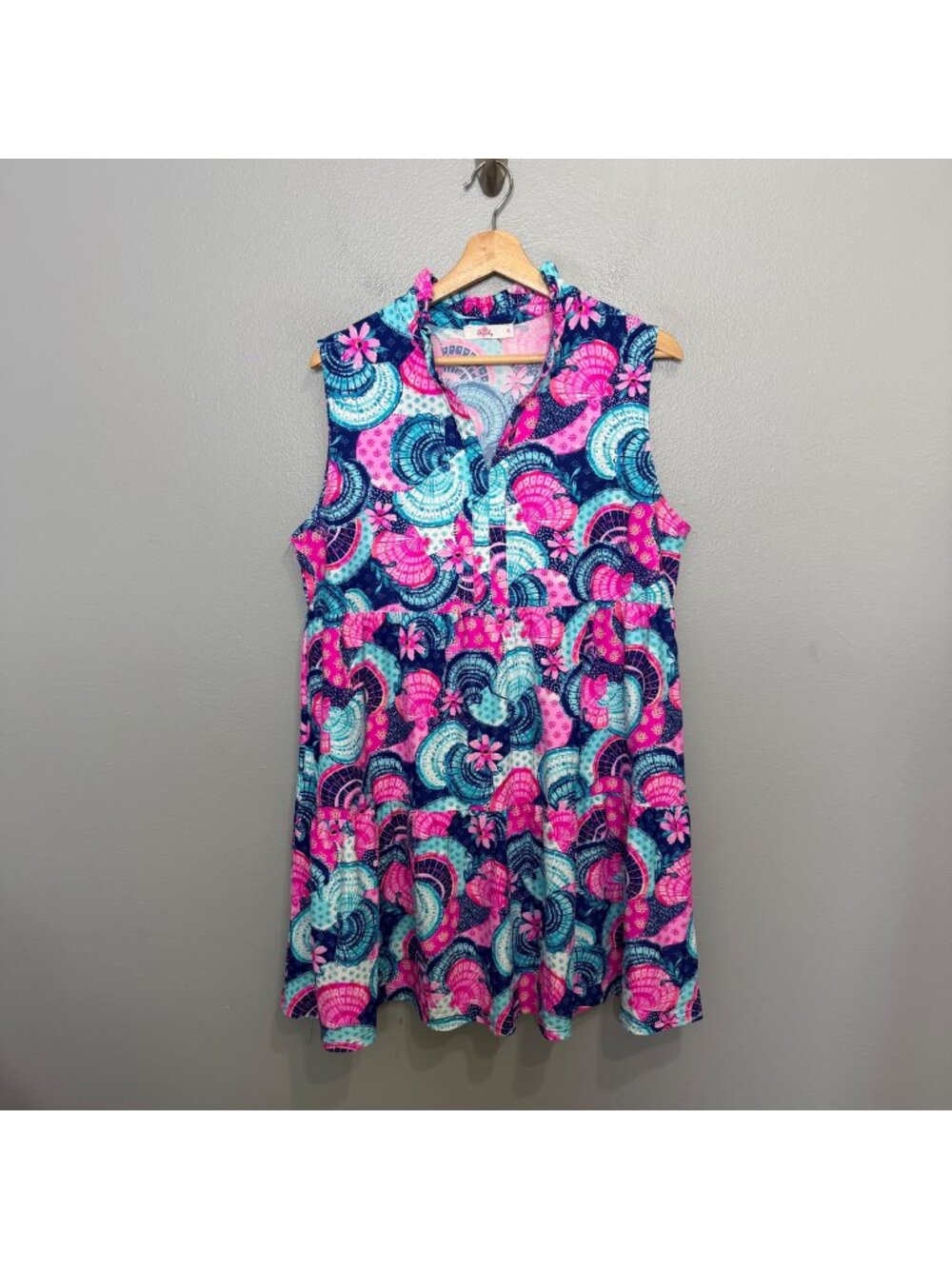 ARYEH pink & navy shell print upf laison tiered dress size XL